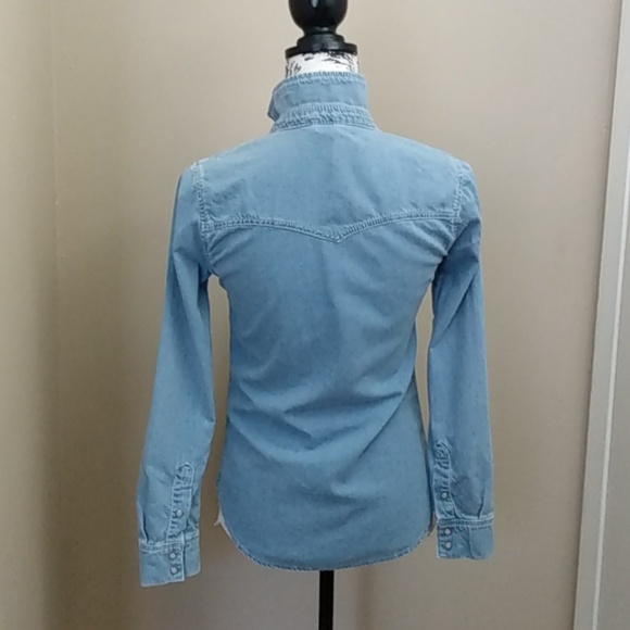 3/$15 Topshop denim shirt sz2 - Picture 4 of 7